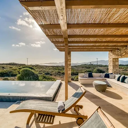 Villa And Stone *